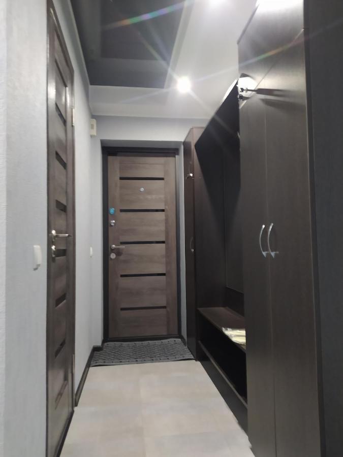 2Rooms Apartment - 181 Gogol Street Zaporizhia Bagian luar foto